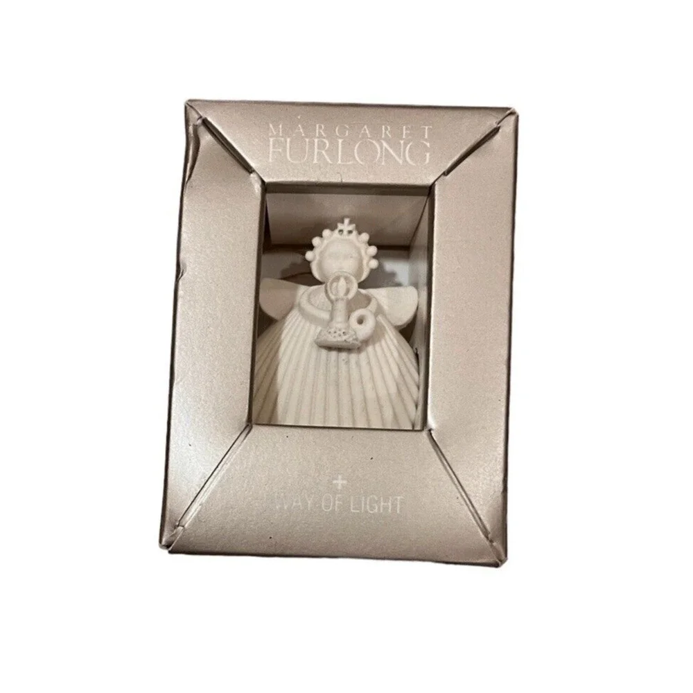 Margaret Furlong Angel Ornament Way of Light 2001 -SEA SHELL- NEW IN BOX